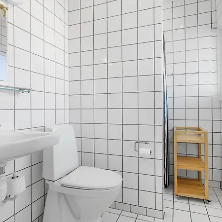 5578-svaneke-albret-wolfsensgade-25-b